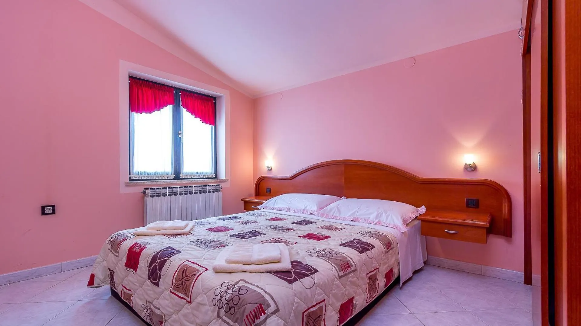 Apartment Sara ميدولين